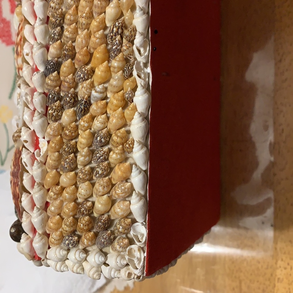 Seashell Jewelry Box - Picture 4 of 6
